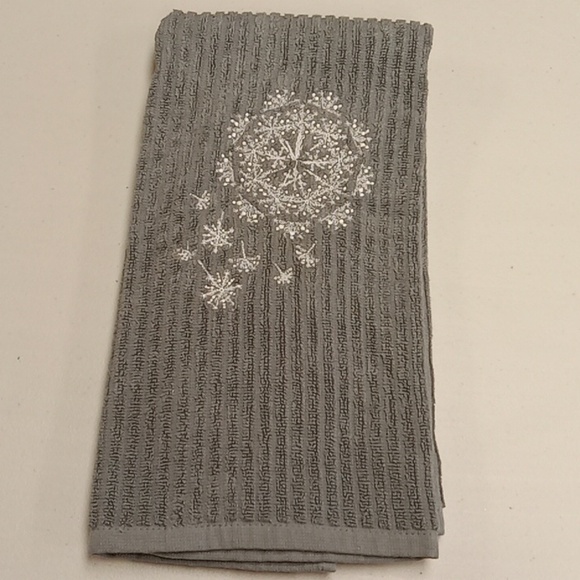 Nwot embroidered dish towel set - Picture 3 of 3